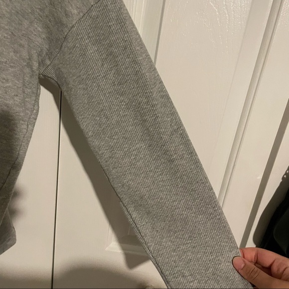 American Eagle Sweater - Picture 7 of 13